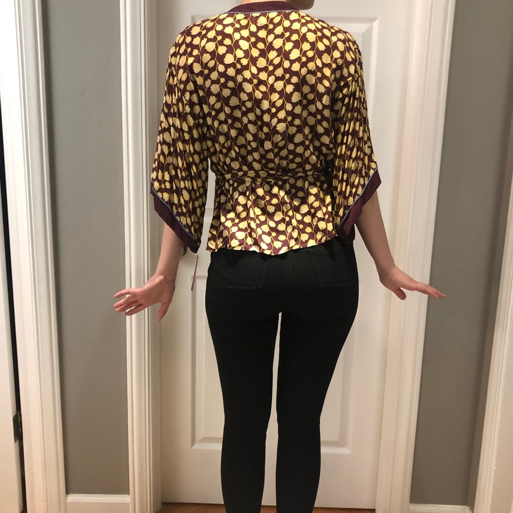 Patterned top